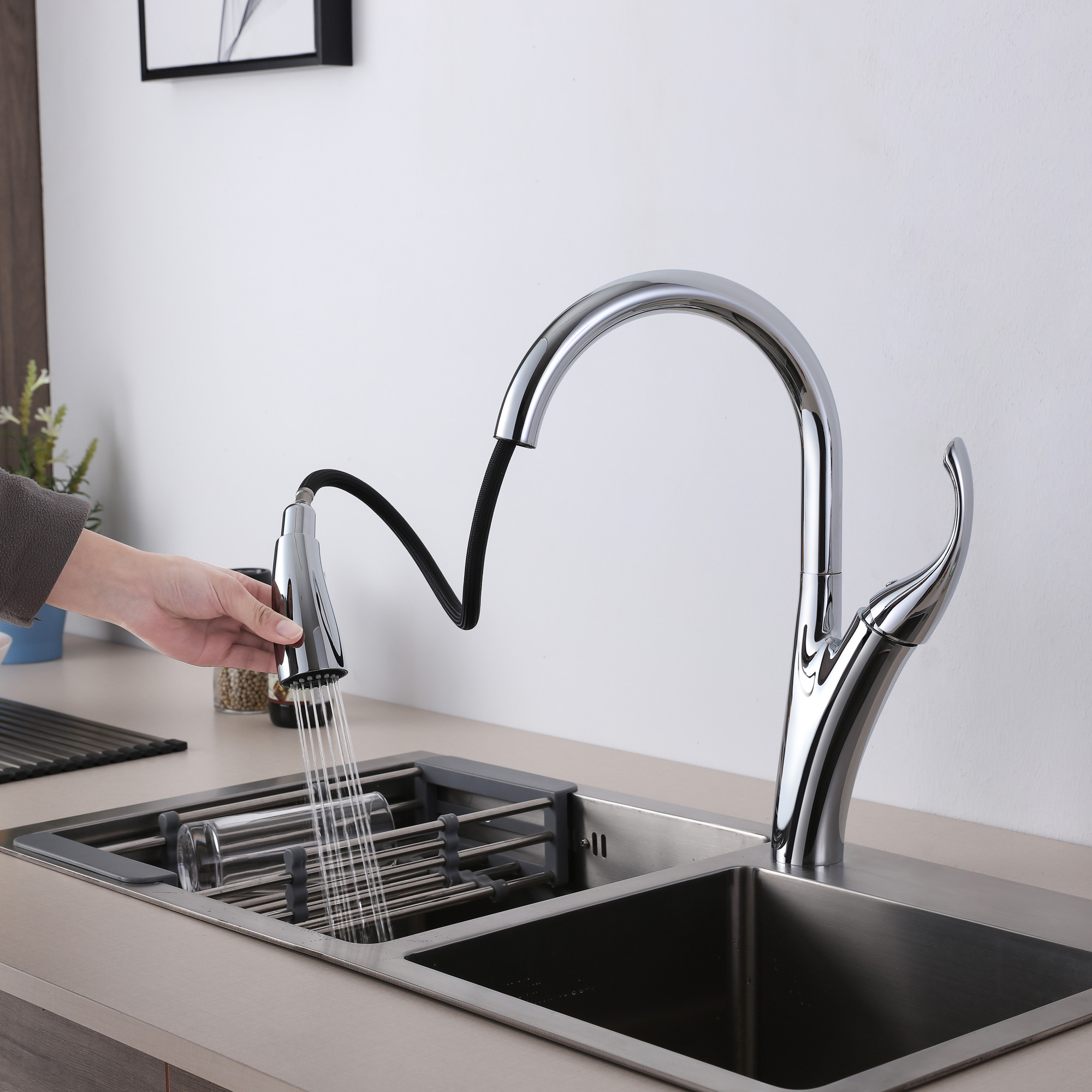 Single Handle High Arc Pull Down Kitchen Faucet, 2 Water Flow Modes Retractable Sprayer Head, 360° Swivel Curved Kitchen Tap