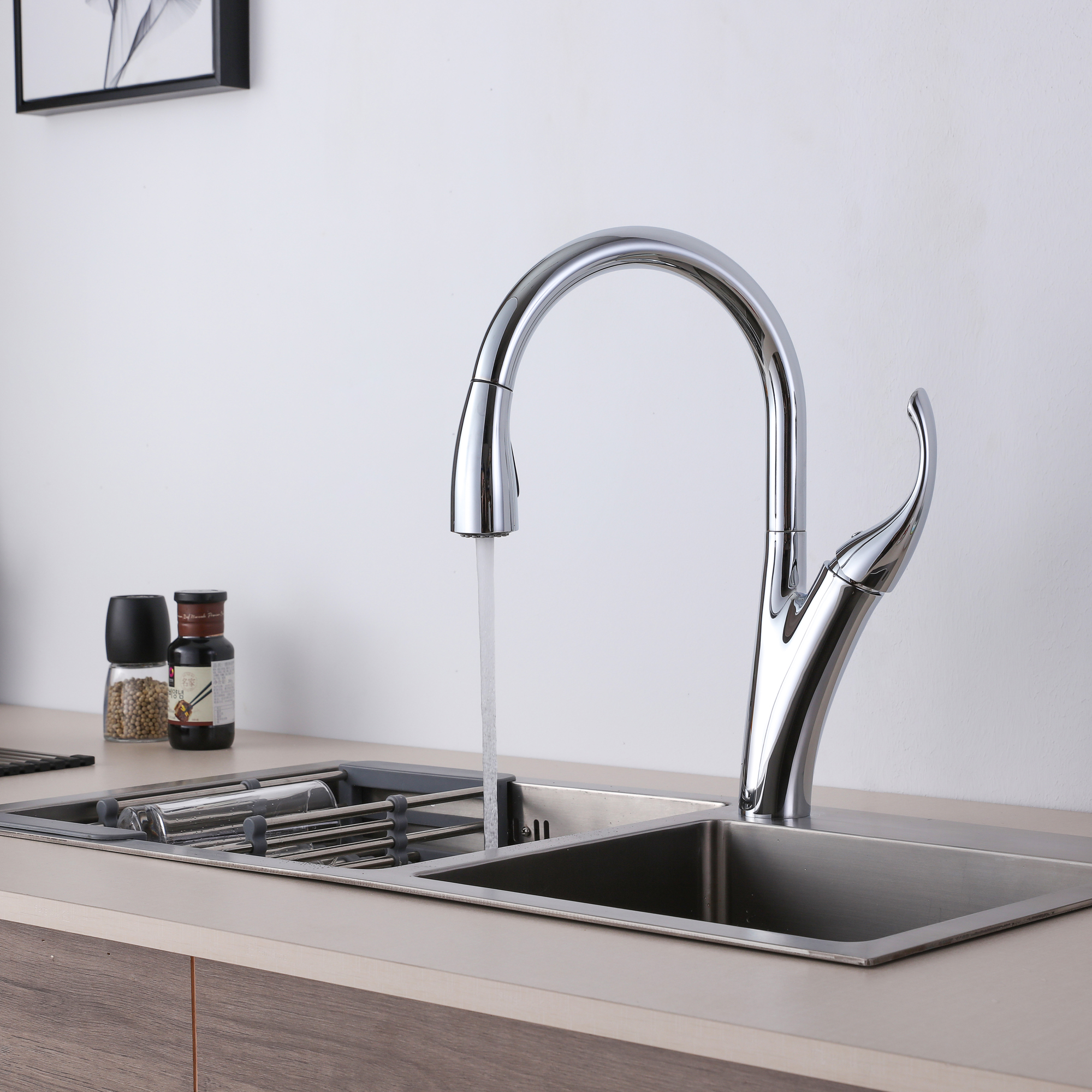 Single Handle High Arc Pull Down Kitchen Faucet, 2 Water Flow Modes Retractable Sprayer Head, 360° Swivel Curved Kitchen Tap