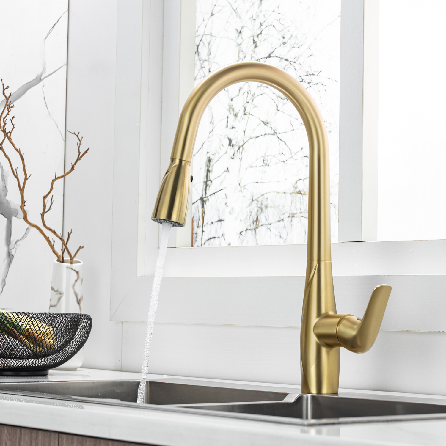 Modern Matte Black Single Handle Pulldown Kitchen Sink Faucet, Power Boost and Reflex Docking System